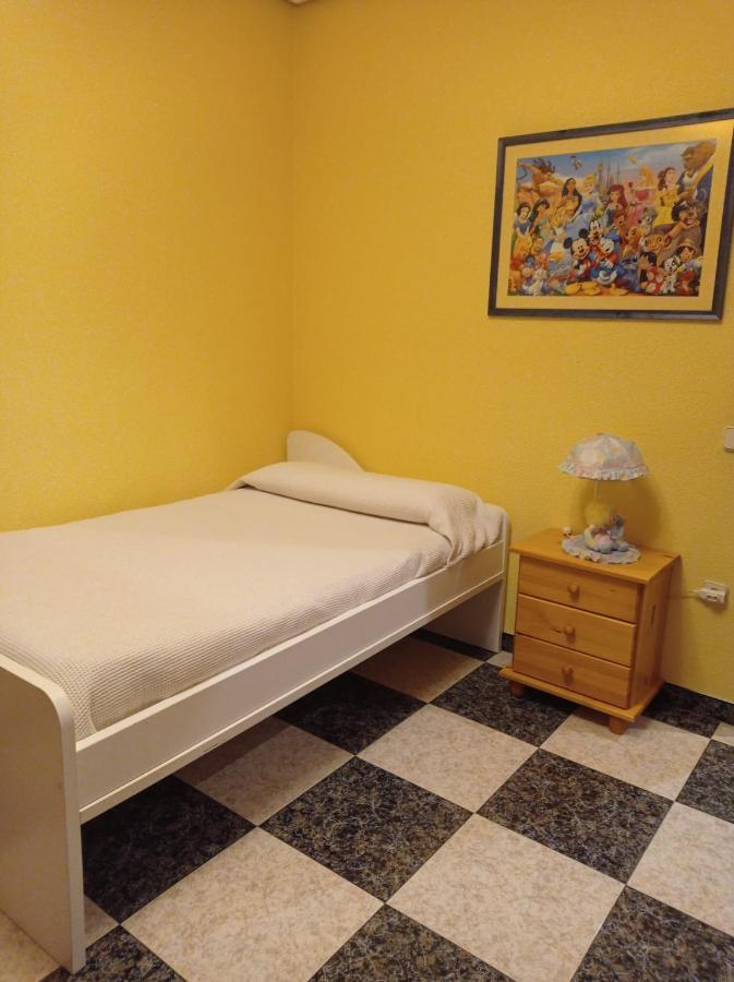 Apartamento Turístico Antigua Universidad Almagro Exterior foto