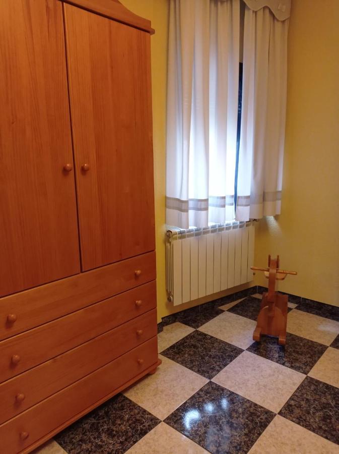Apartamento Turístico Antigua Universidad Almagro Exterior foto