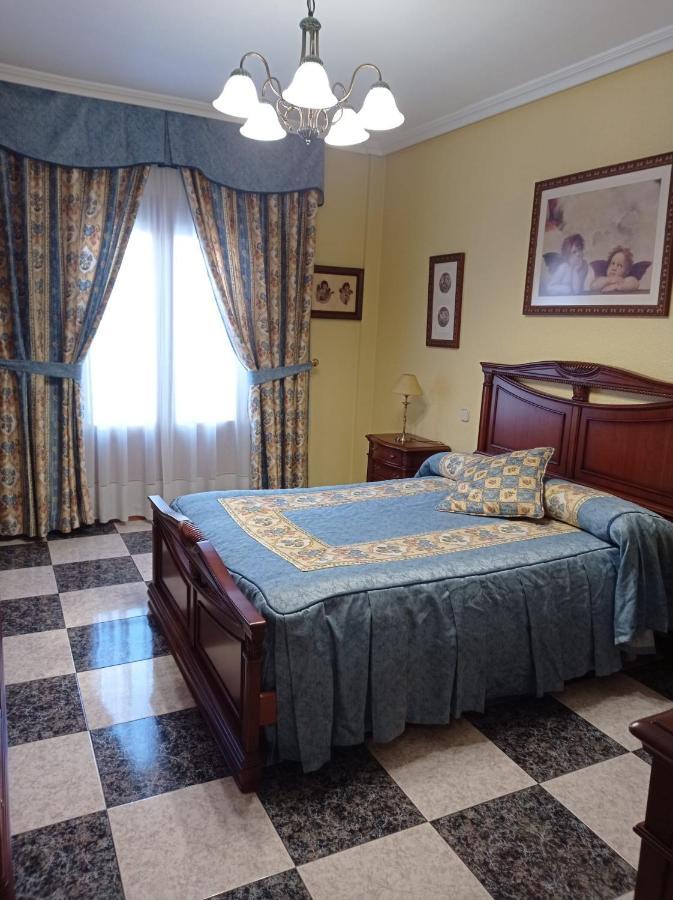 Apartamento Turístico Antigua Universidad Almagro Exterior foto